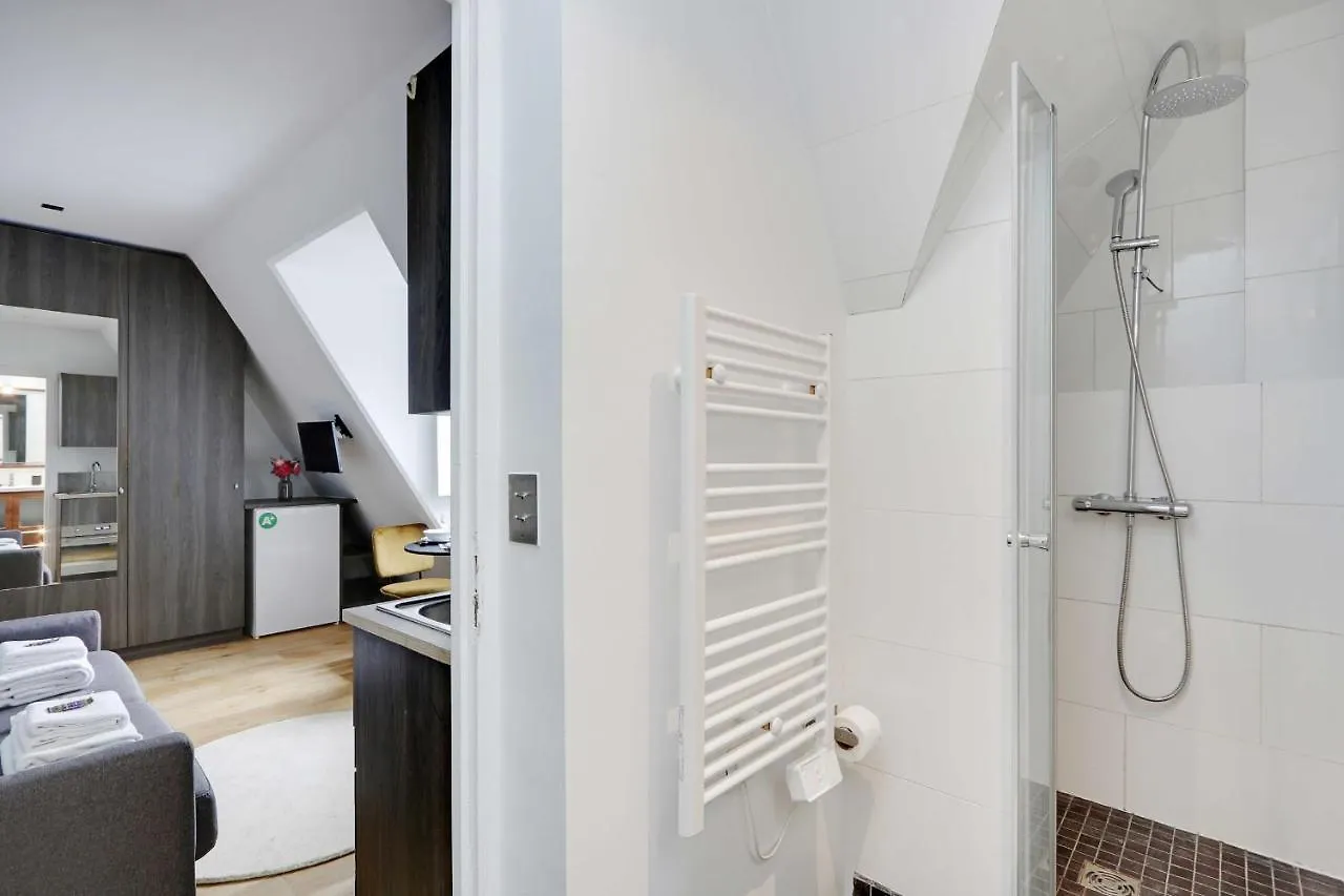 Superb Studio-2P- Arc De Triomphe Porte Maillot 51 Apartment Paris